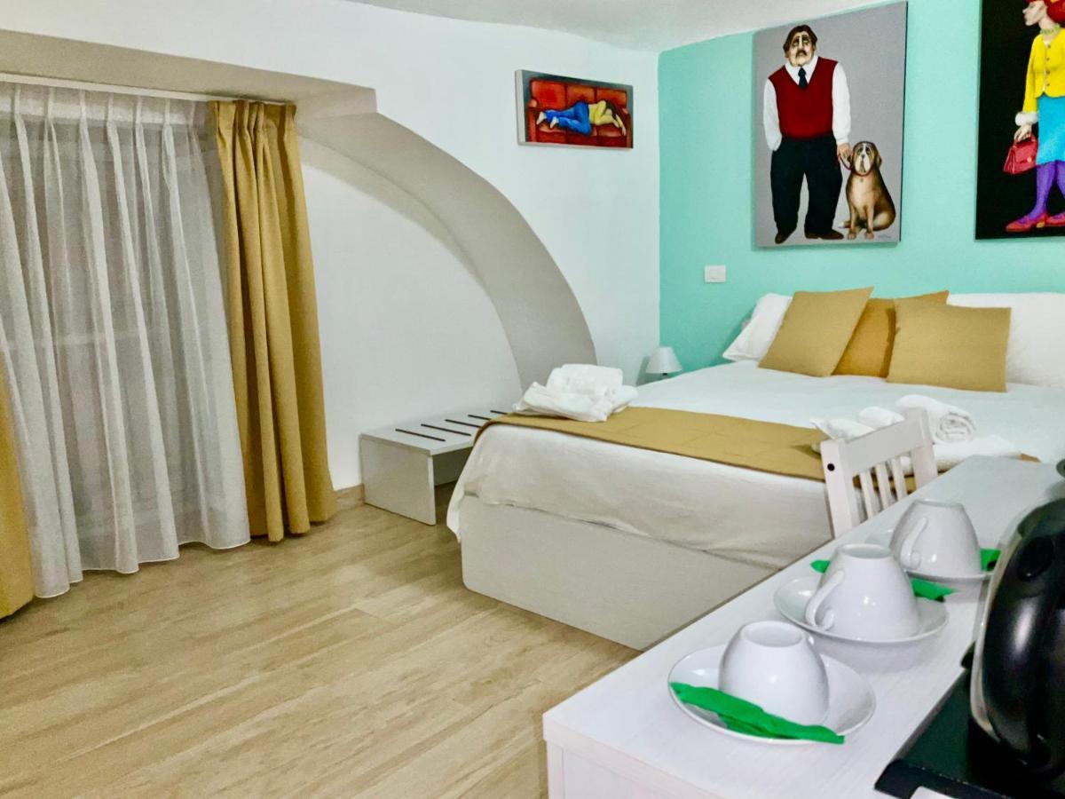 'A Room De' Scugnizzi Наполи Екстериор снимка