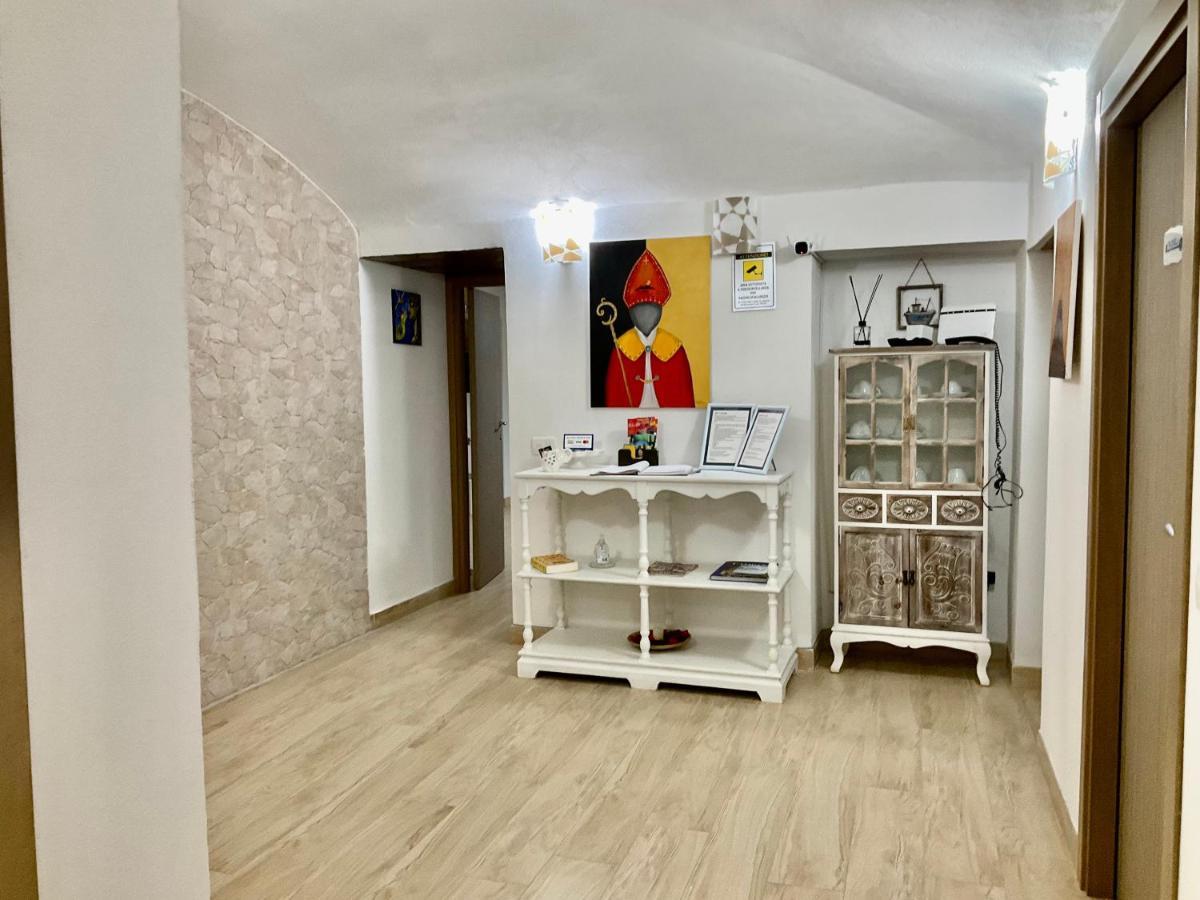 'A Room De' Scugnizzi Наполи Екстериор снимка