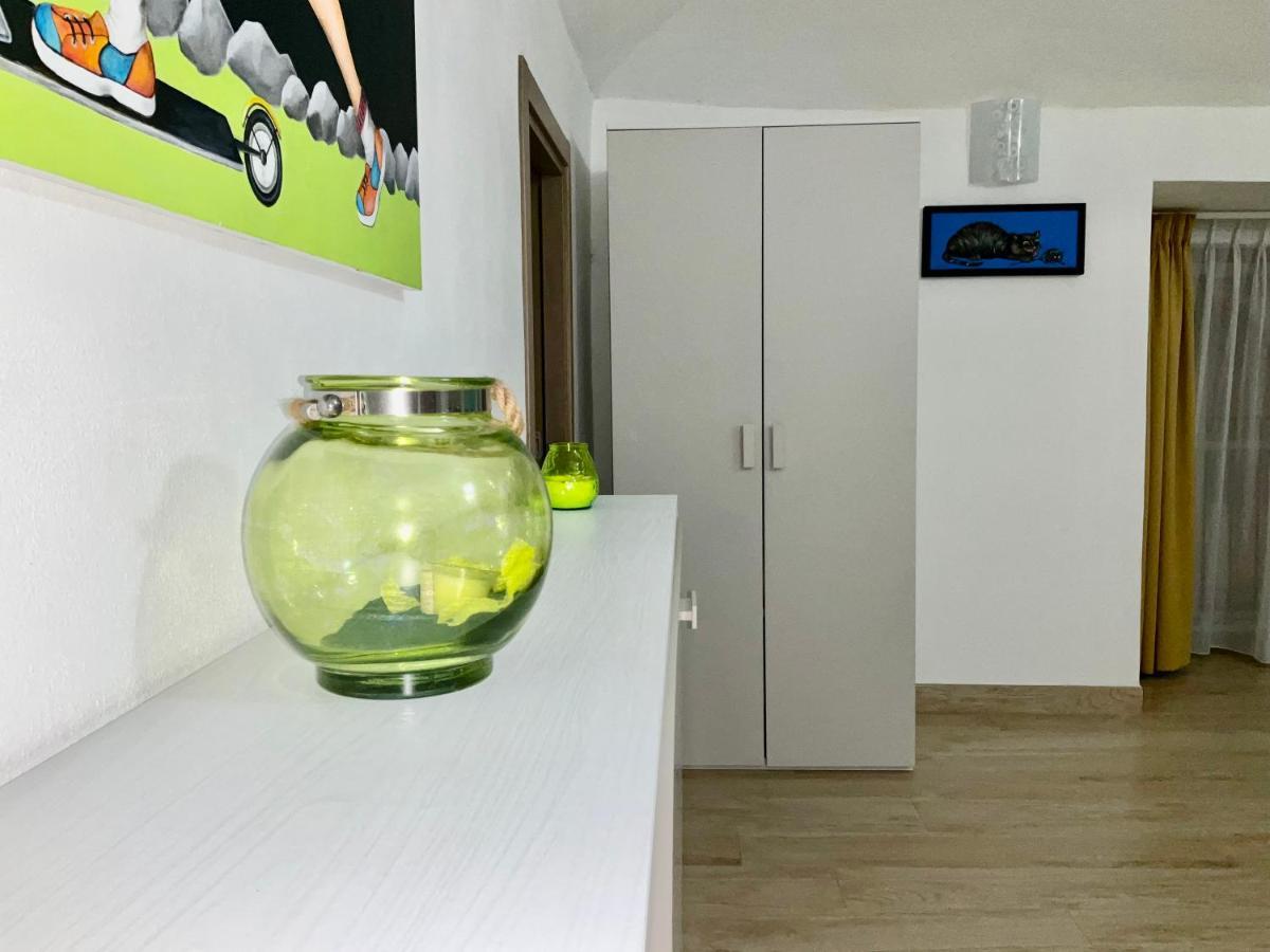 'A Room De' Scugnizzi Наполи Екстериор снимка